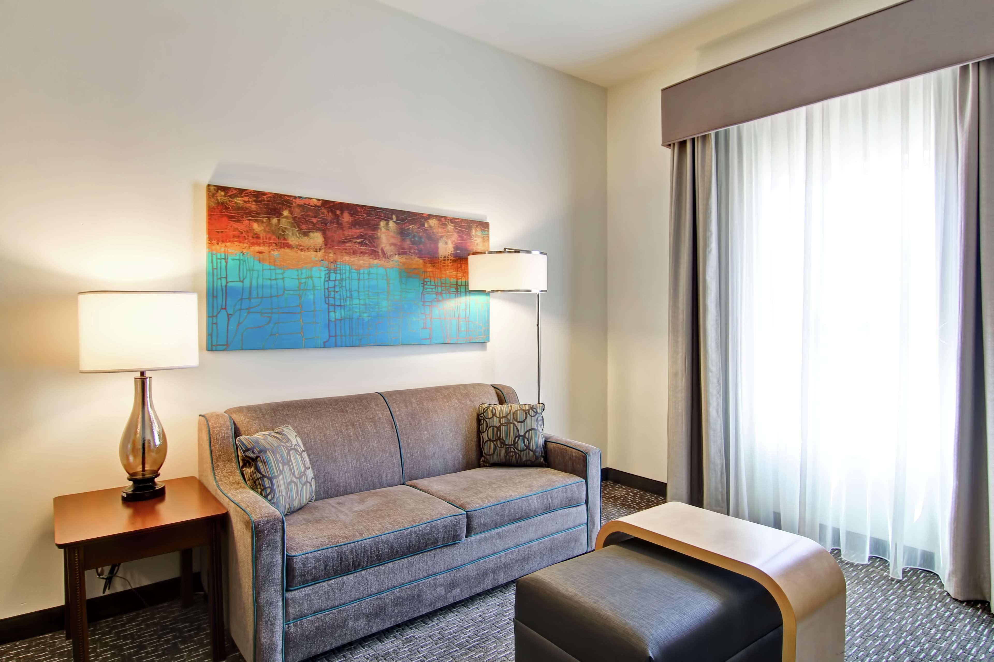 Homewood By Hilton City-west
