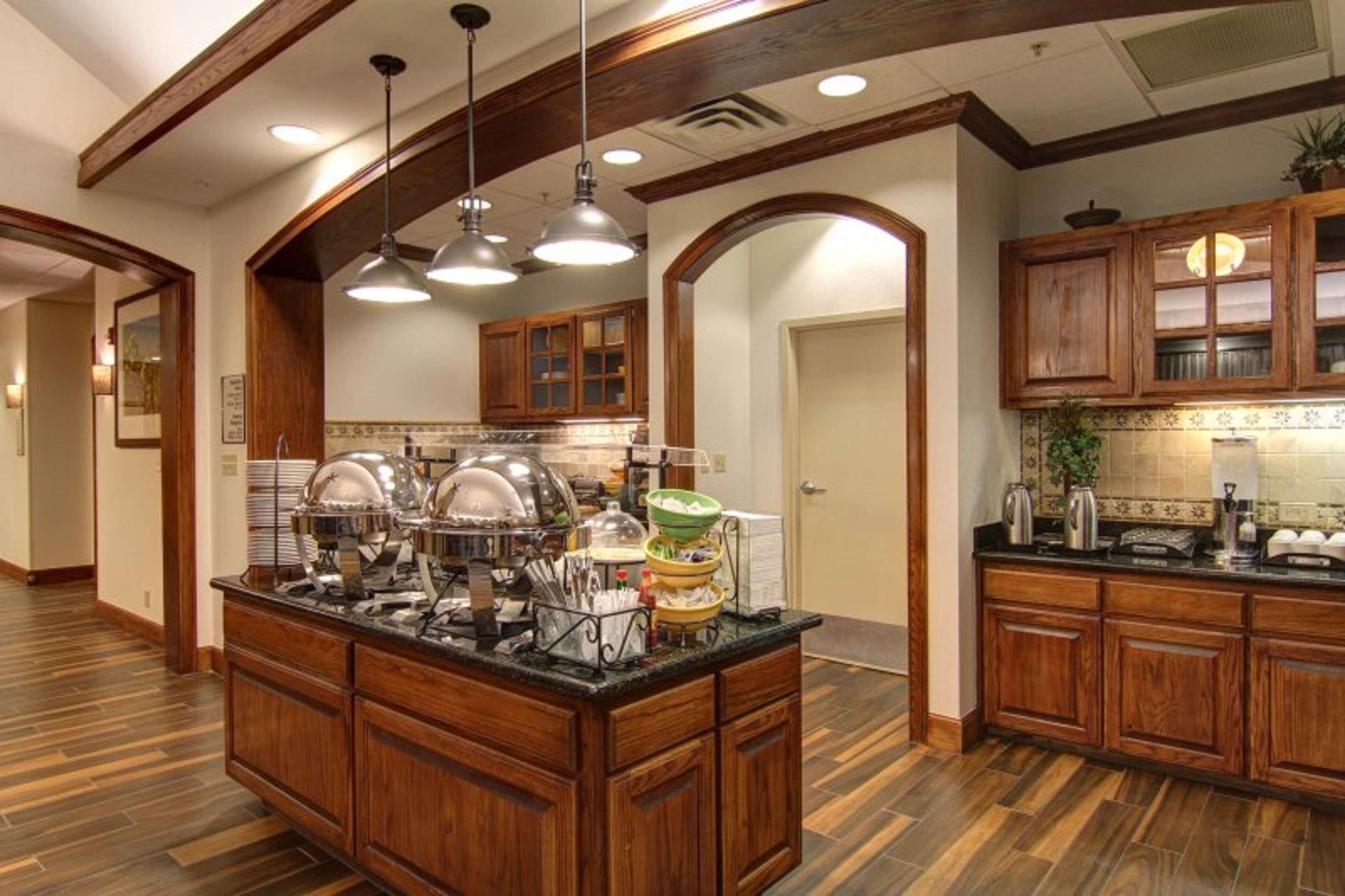 Homewood By Hilton City-west Hotel 3*