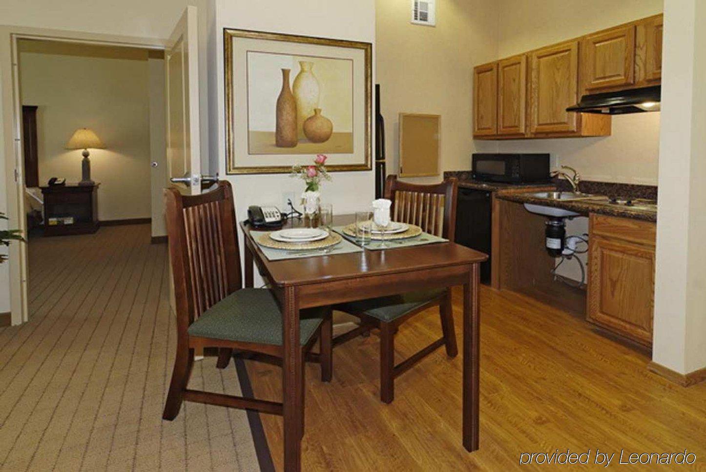 Hotel Homewood By Hilton City-west 3*