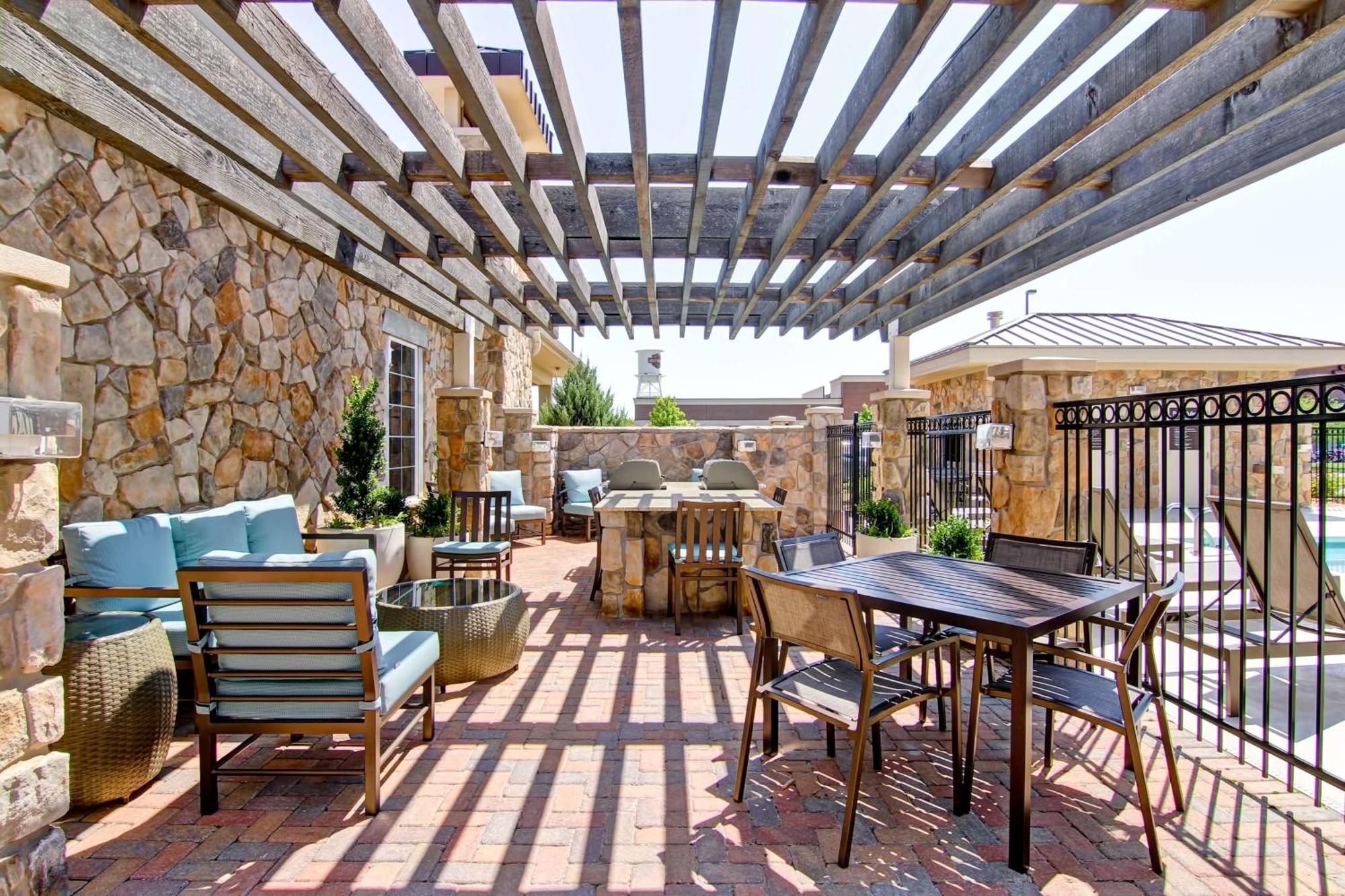 Homewood By Hilton City-west Hotel